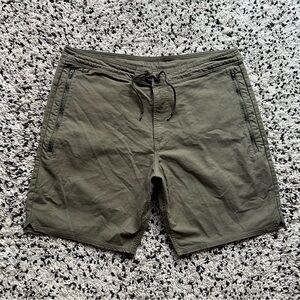 Roark Olive Green Drawstring Men’s Shorts